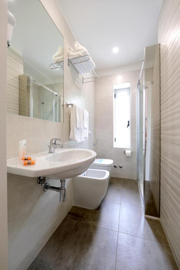 Hotel Simi Lan Λινιάνο Σαμπιαντόρο Εξωτερικό φωτογραφία