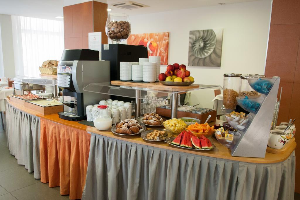 Hotel Simi Lan Λινιάνο Σαμπιαντόρο Εξωτερικό φωτογραφία