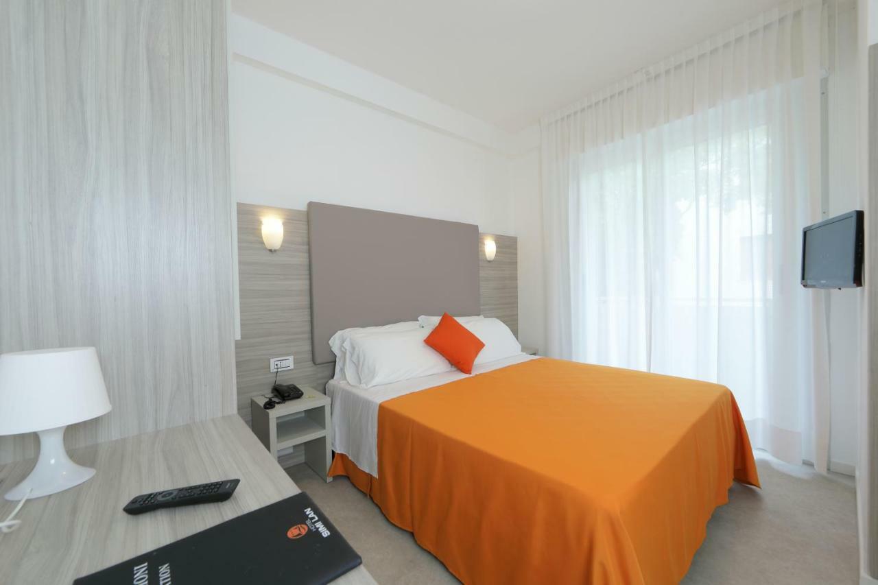 Hotel Simi Lan Λινιάνο Σαμπιαντόρο Εξωτερικό φωτογραφία